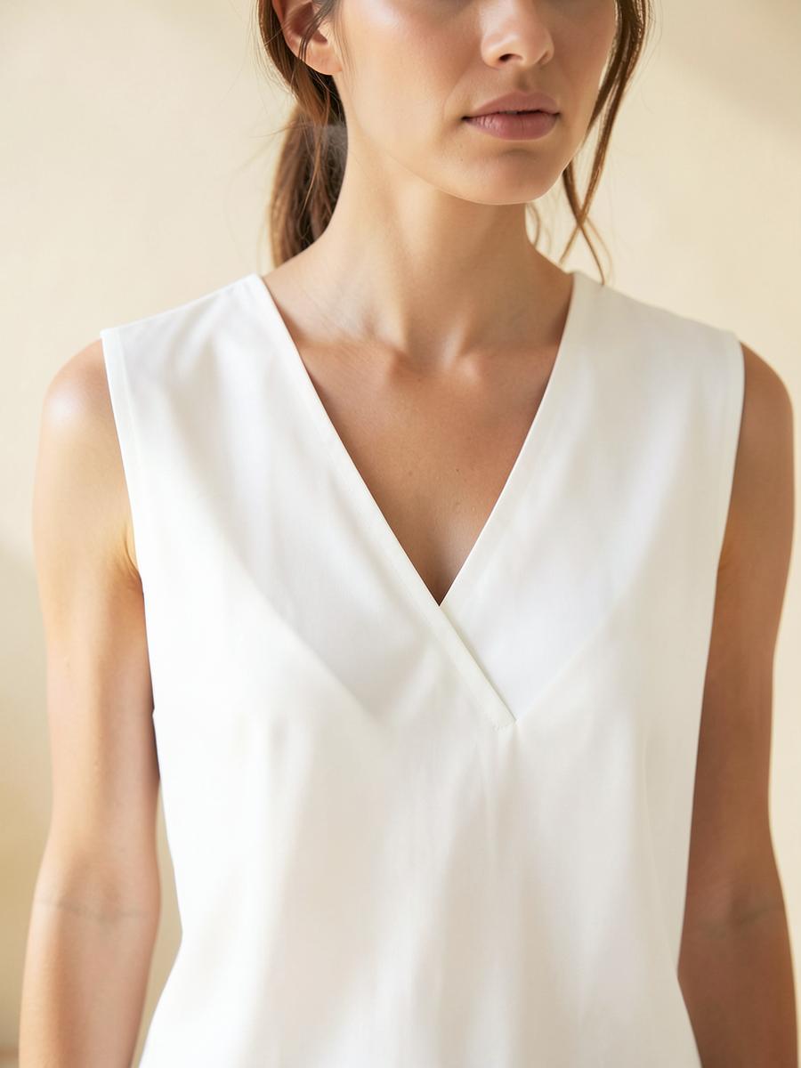 Eudora Fluid V-Neck Blouse